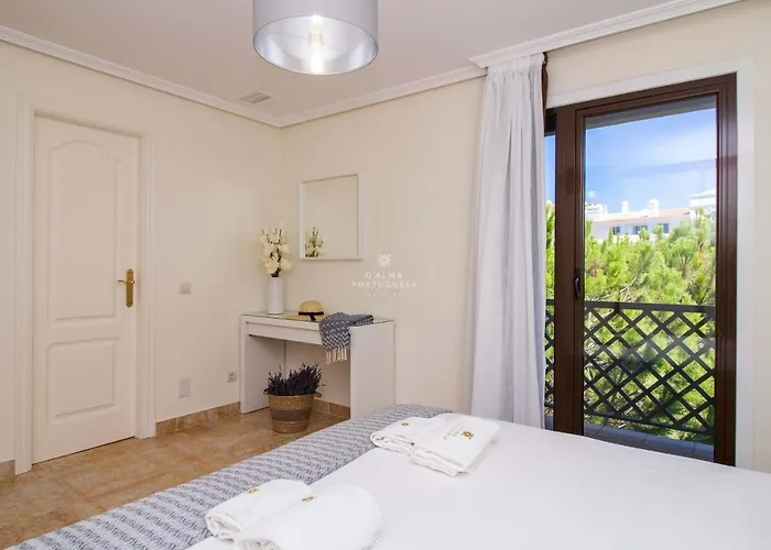 Pine View- Falesia By Dalma Portuguesa *